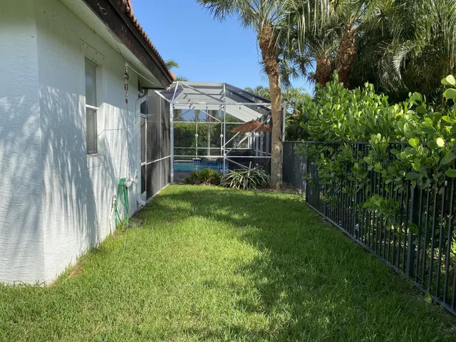  Residence photo 33