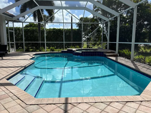  Residence photo 42
