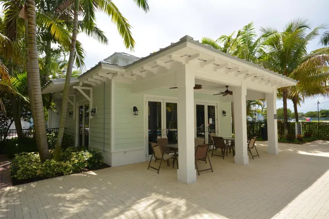 Latitude Delray Residence photo 27
