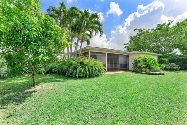Residence photo 20