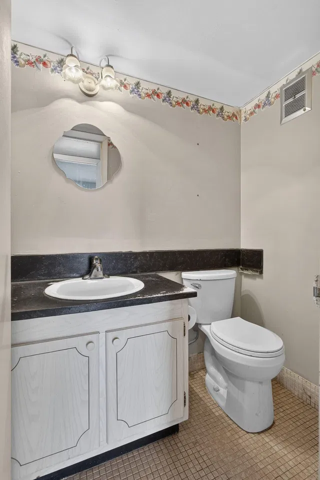 Residence photo 8