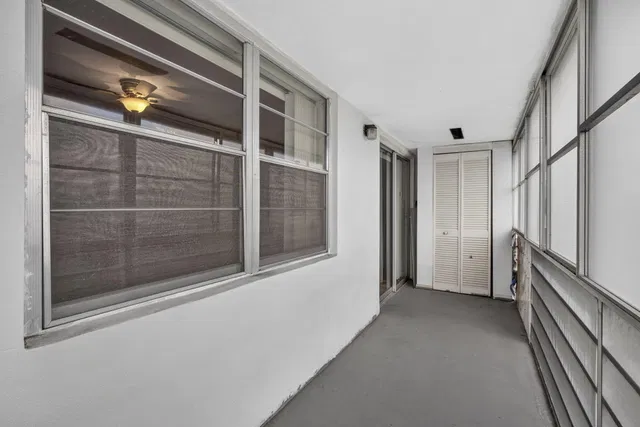 Residence photo 10