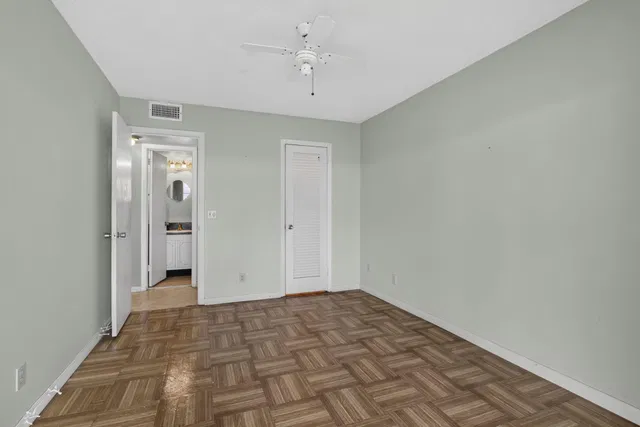 Residence photo 14