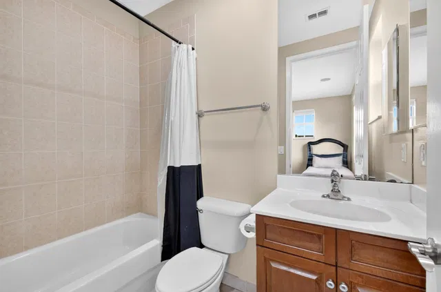 Residence photo 30
