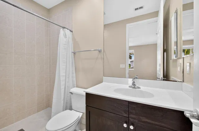 Residence photo 33