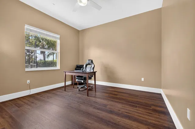 Residence photo 71