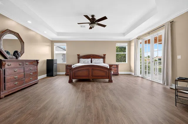 Residence photo 81