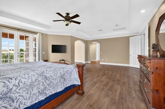 Residence photo 85
