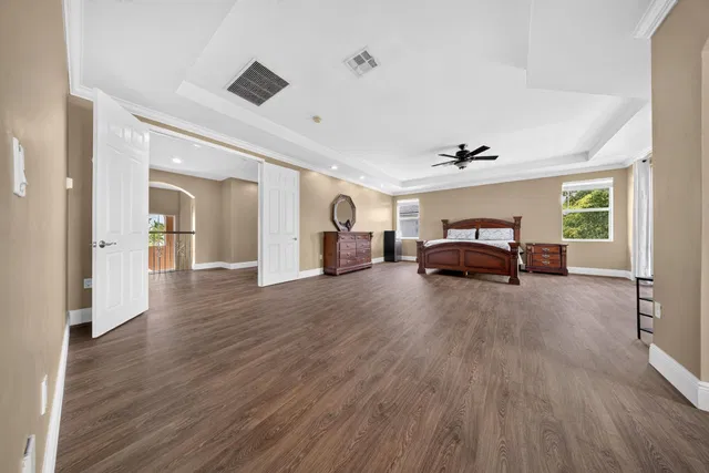 Residence photo 86