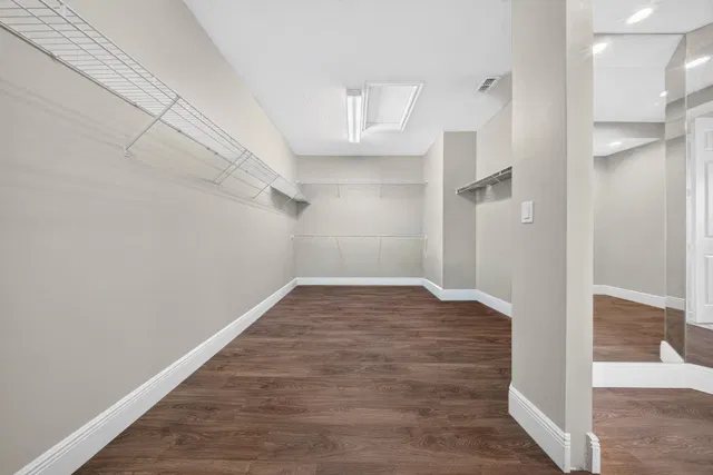 Residence photo 92
