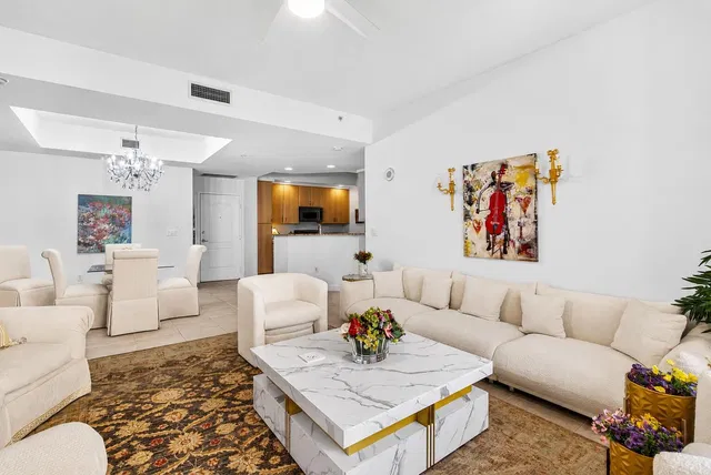 One City Plaza Unit 1119 photo 3