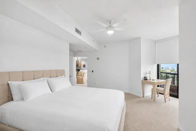 One City Plaza Unit 1119 photo 12