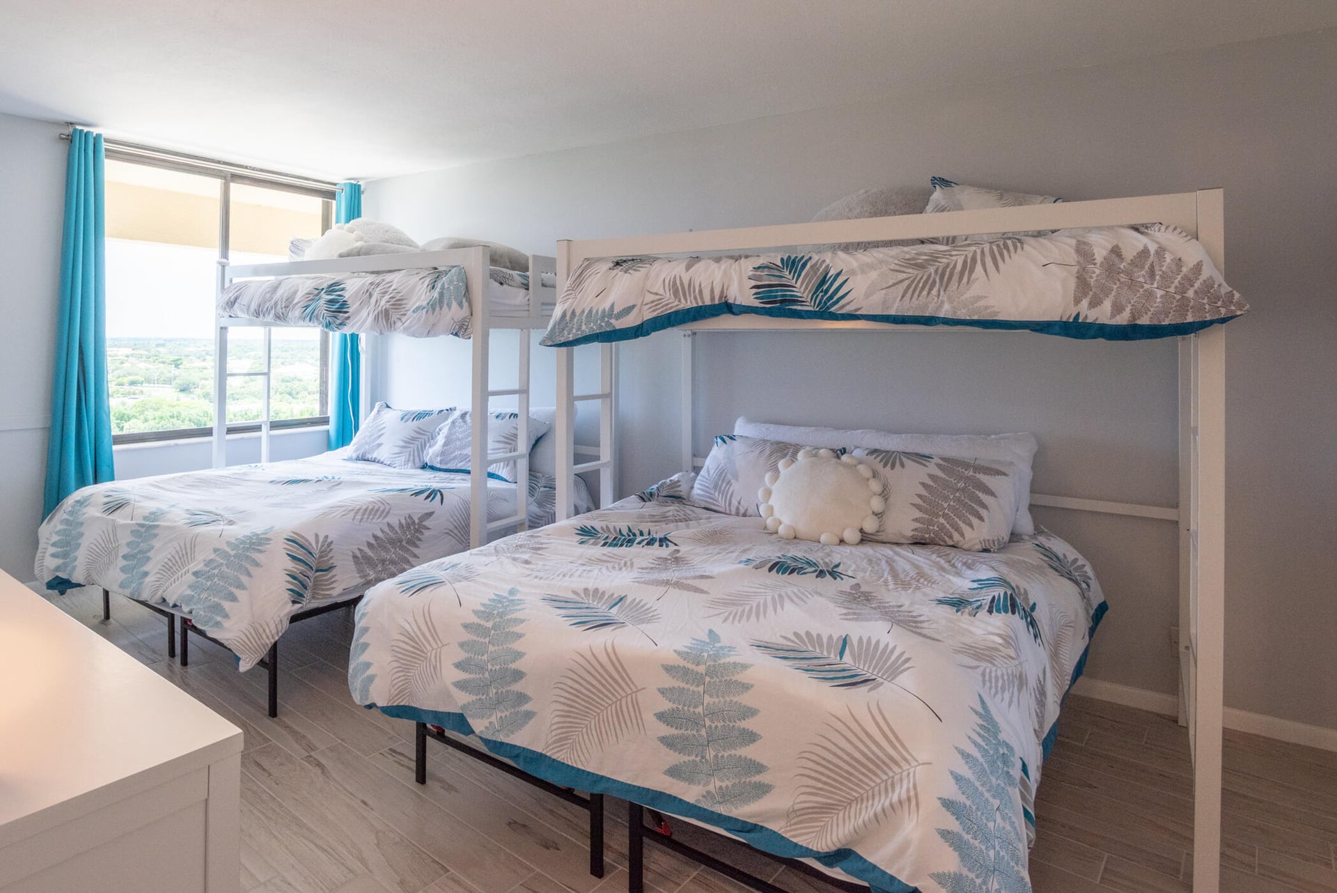 Unit 1405 photo 31