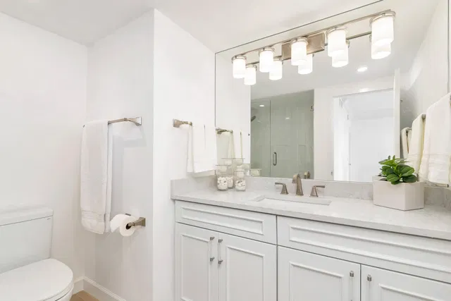 Island House Condos Unit 6c photo 9