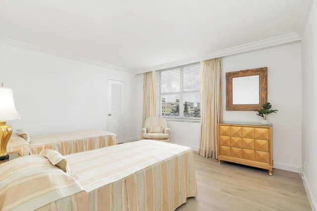 Island House Condos Unit 6c photo 10