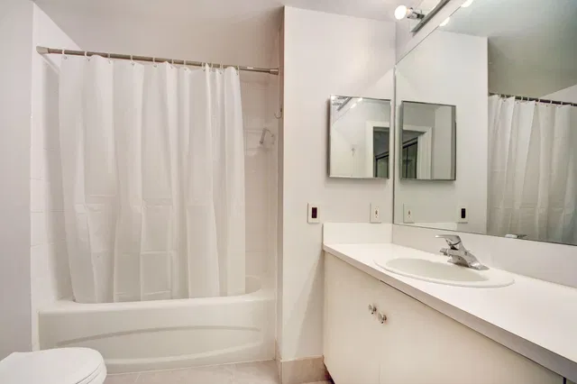Courtyards in Cityplace Unit 208 photo 23