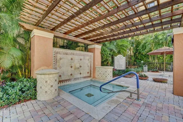 Courtyards in Cityplace Unit 208 photo 29