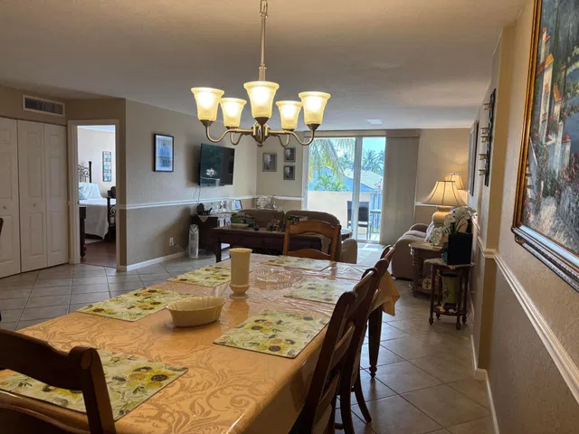 Boca Raton Unit 3c photo 5