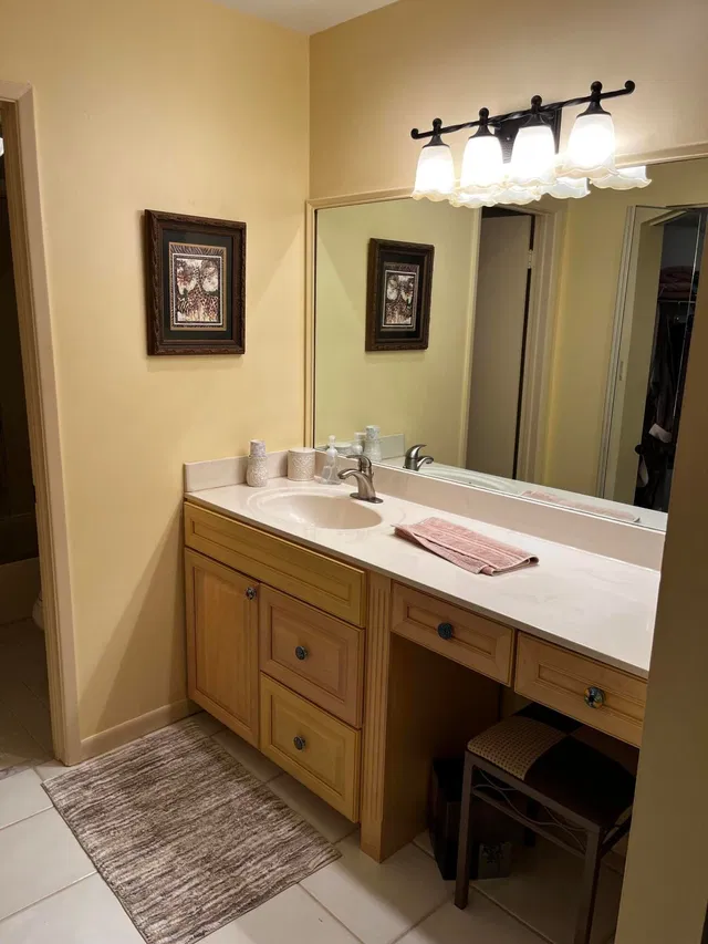 Eastpointe Country Club Unit 205 photo 9