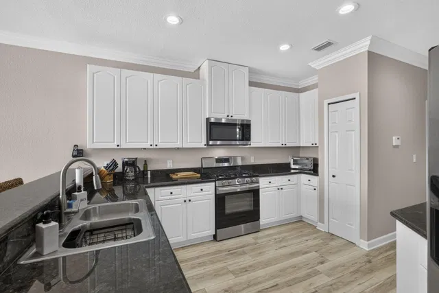  Residence photo 14