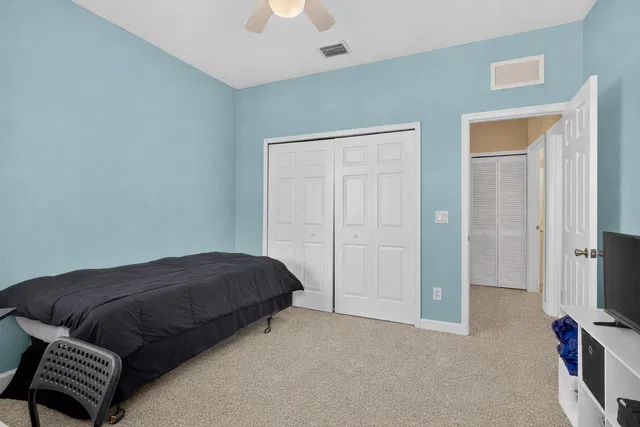  Residence photo 36