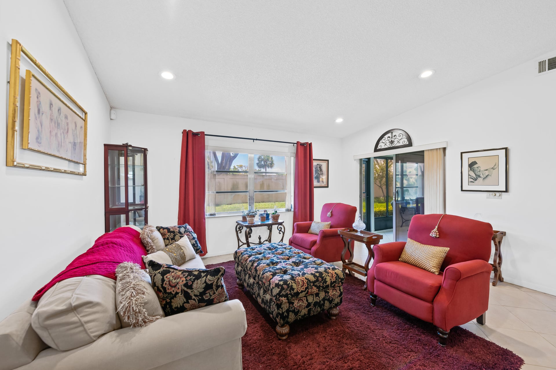  Residence photo 5