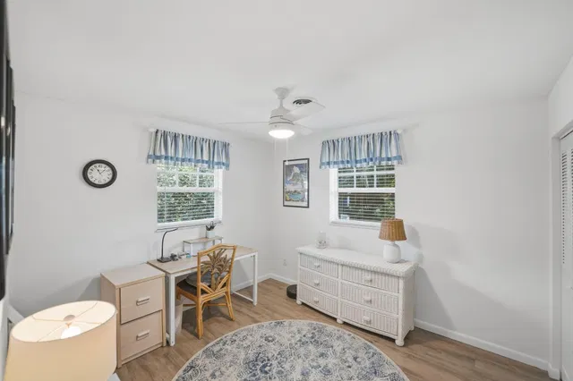  Residence photo 24