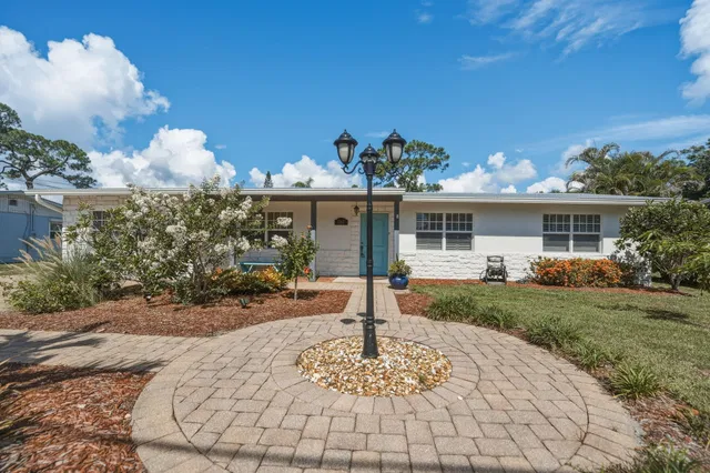  Residence photo 43