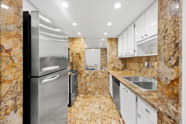 South Palm Beach Unit F2 photo 12