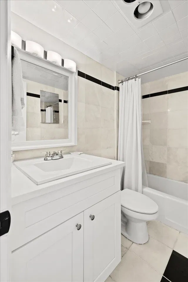 South Palm Beach Unit F2 photo 19