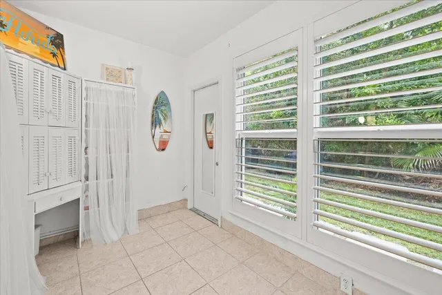 South Palm Beach Unit F2 photo 25