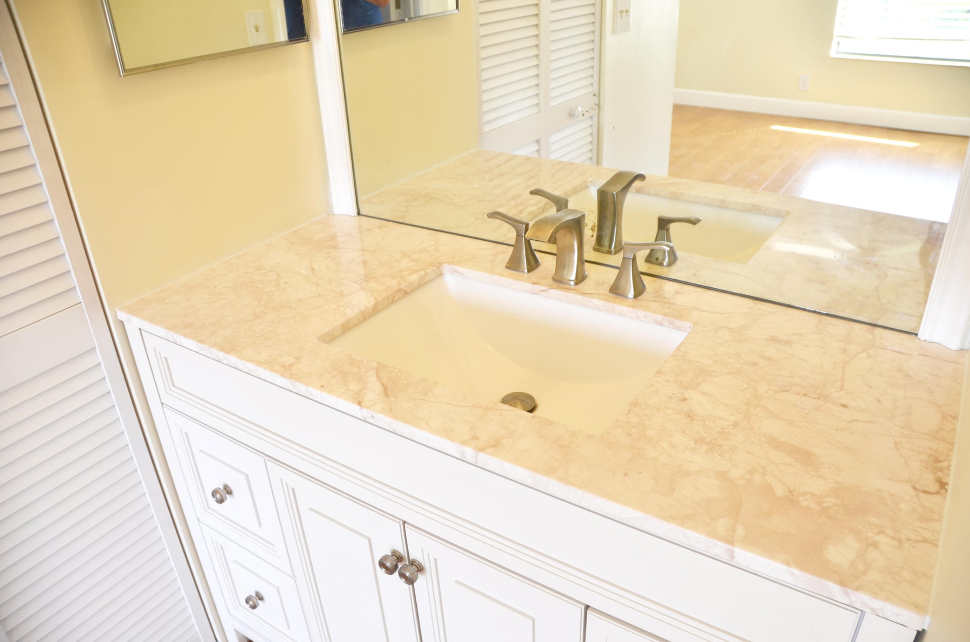 Unit 2140 photo 27