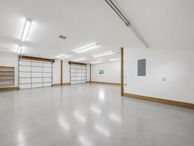  Residence photo 9