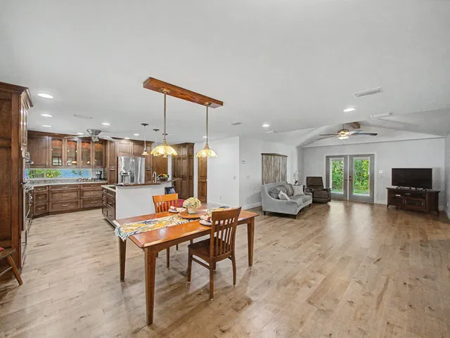  Residence photo 19