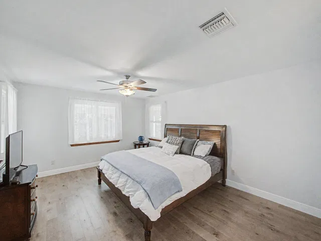  Residence photo 24
