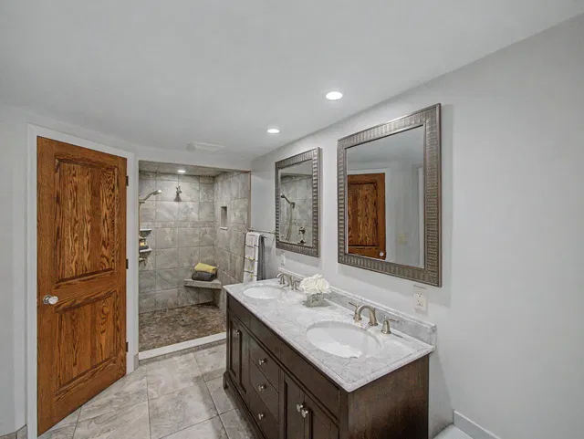  Residence photo 29