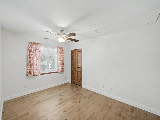  Residence photo 34