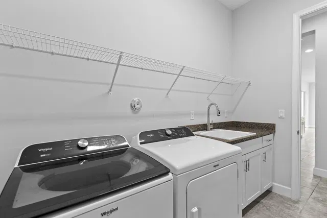Residence photo 50