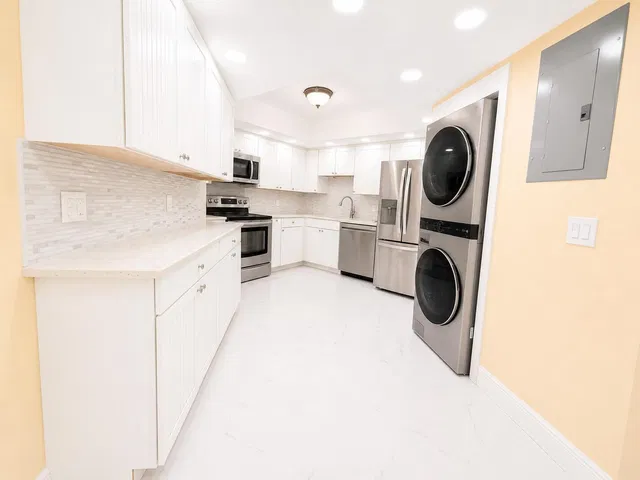 South Palm Beach Unit 103 photo 21