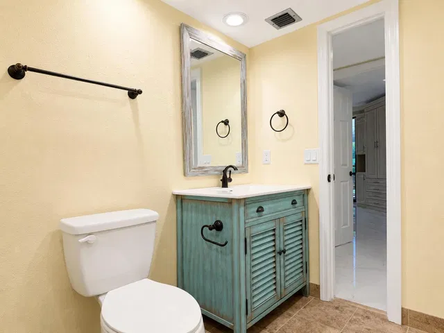 South Palm Beach Unit 103 photo 30