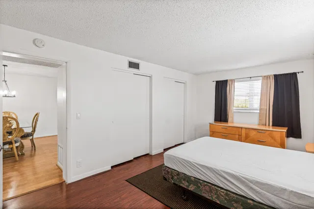  Unit 418 photo 19