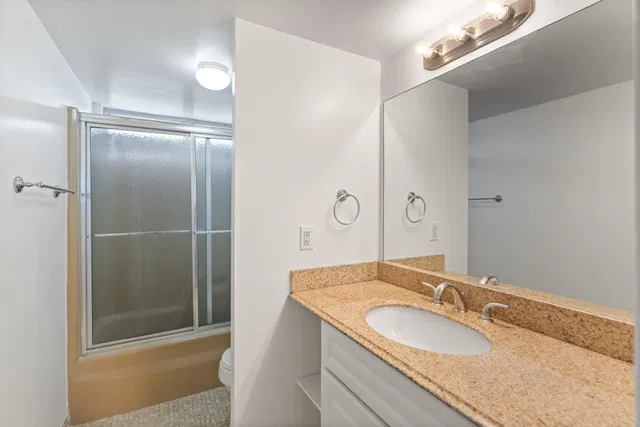  Unit 418 photo 22