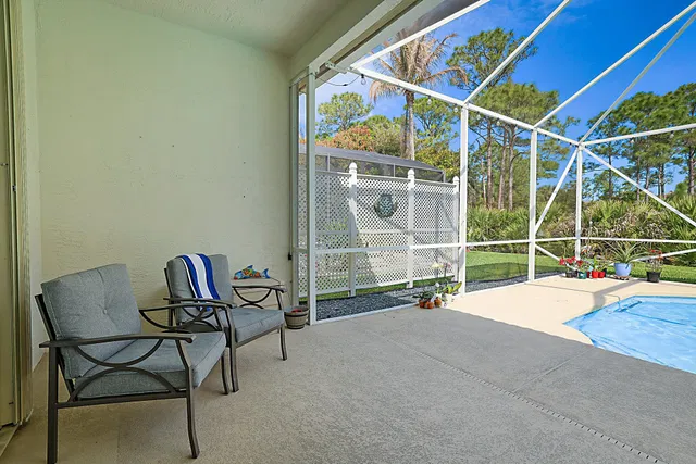 Residence photo 34