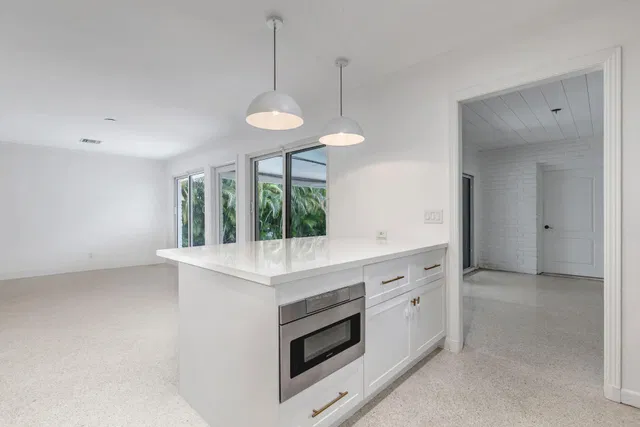 SoSo West Palm Beach Residence photo 11