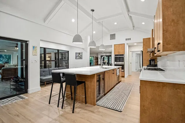 Residence photo 10