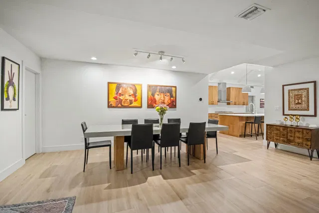 Residence photo 12