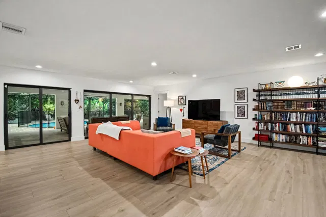 Residence photo 21