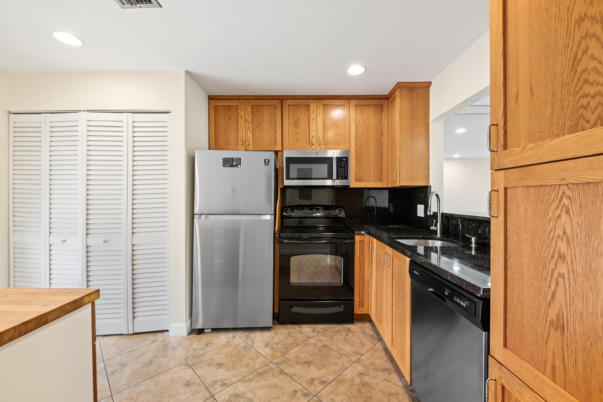 Residence photo 5