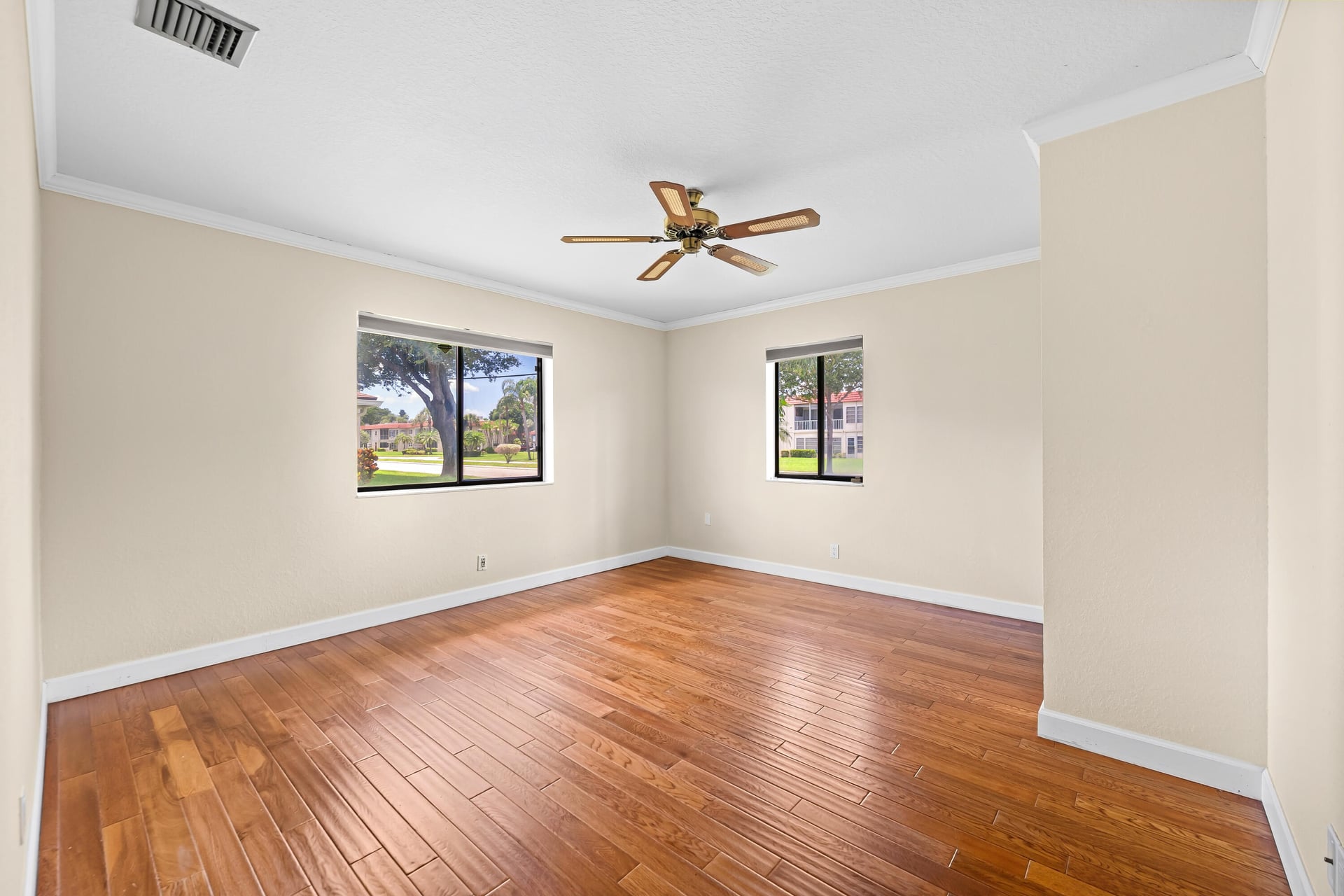 Residence photo 18
