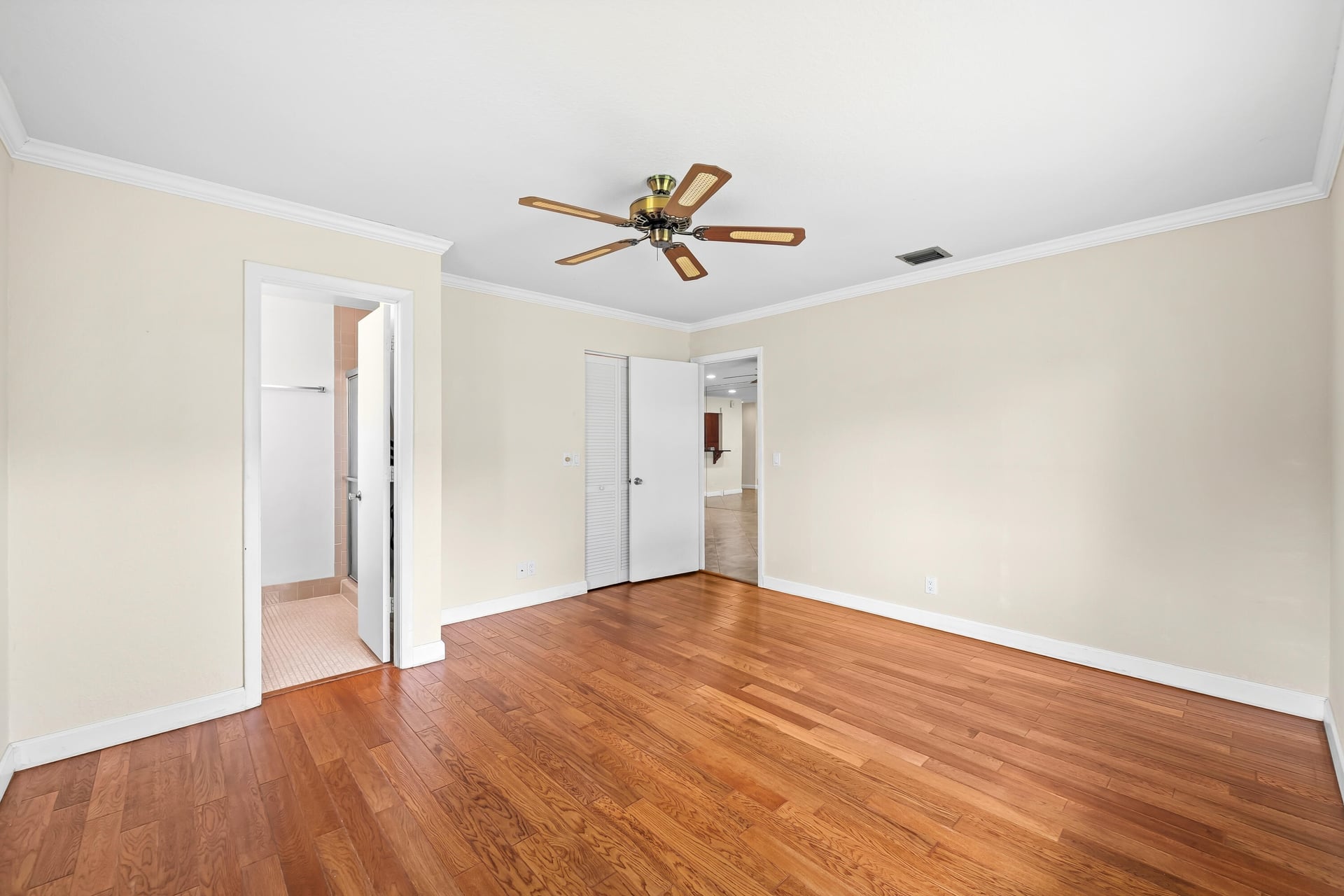 Residence photo 19